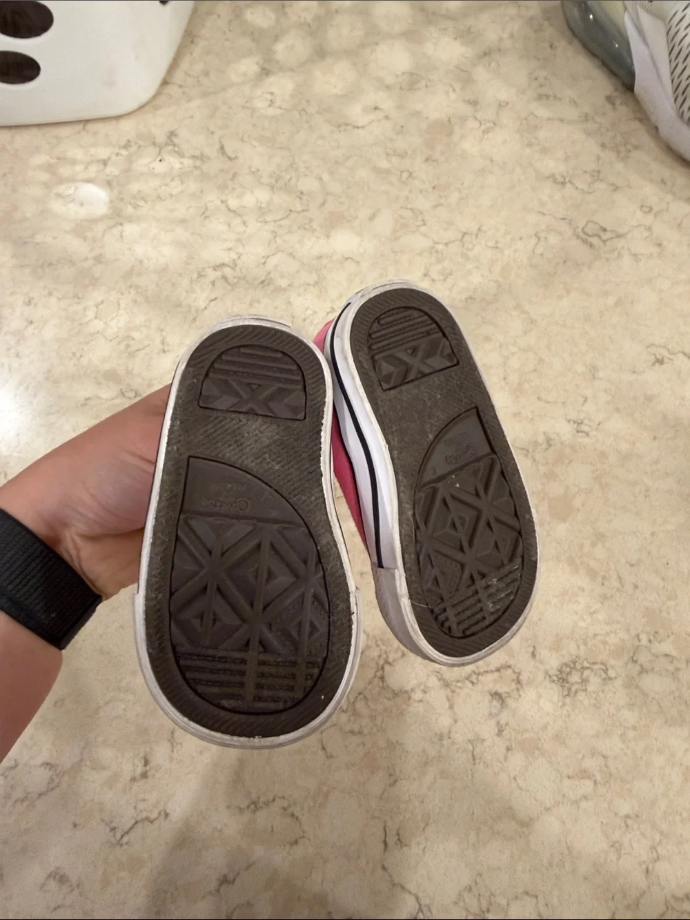 Converse Kids Pink Low-Top Canvas Sneakers
